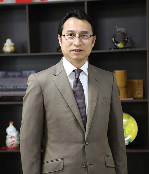 代表取締役社長 劉 学亮